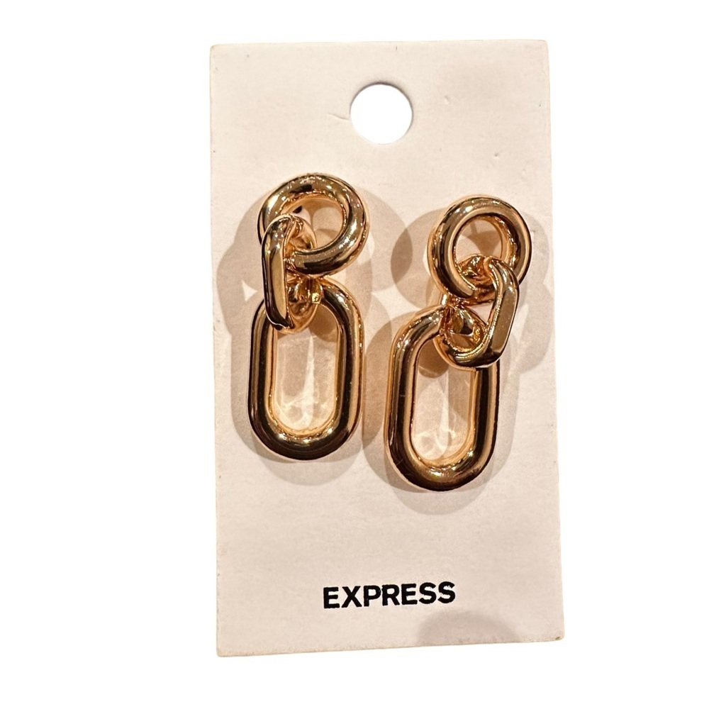 FREE WITH BUNDLE- NWT Chunky Gold Chain Earrings